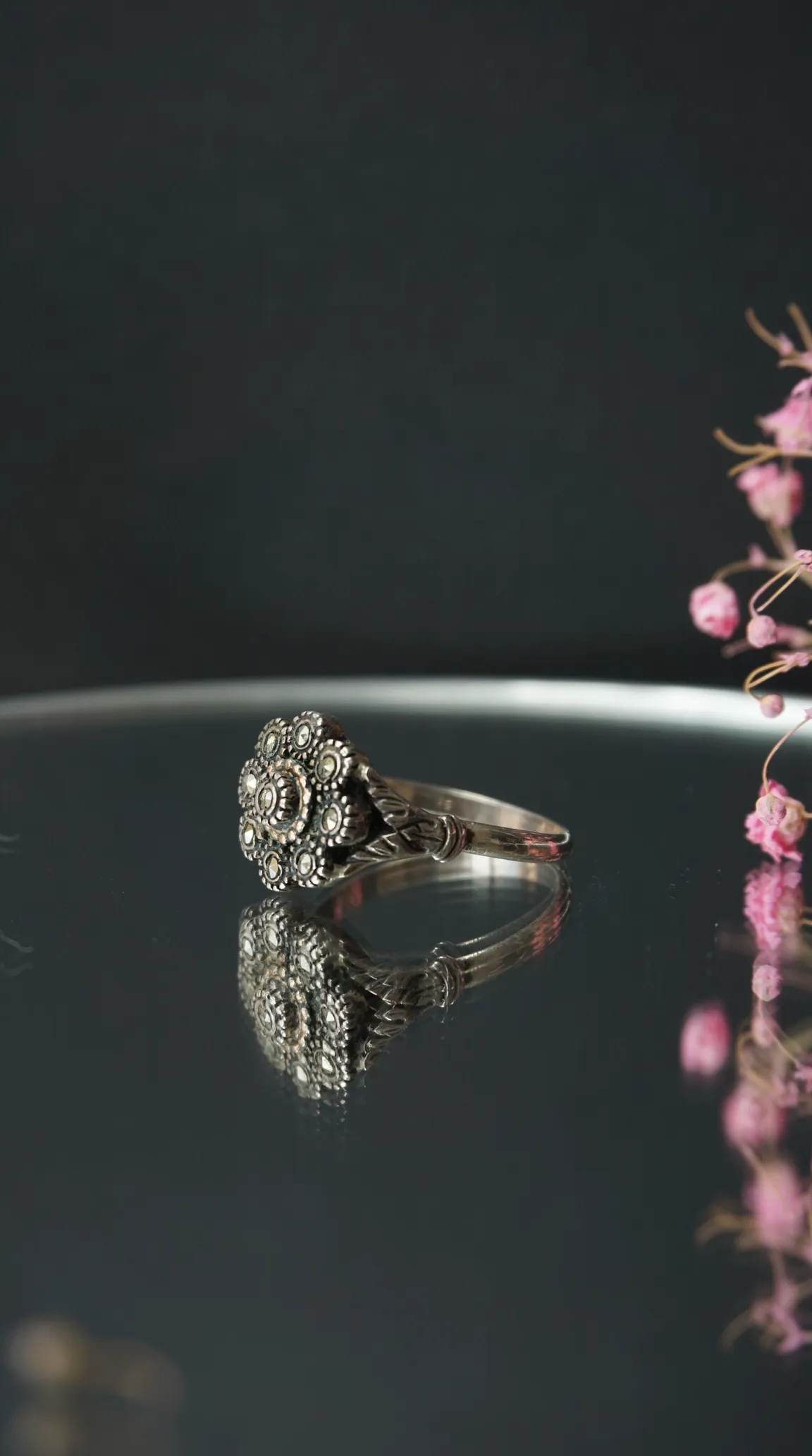 Vintage silver marcasite floral cluster ring