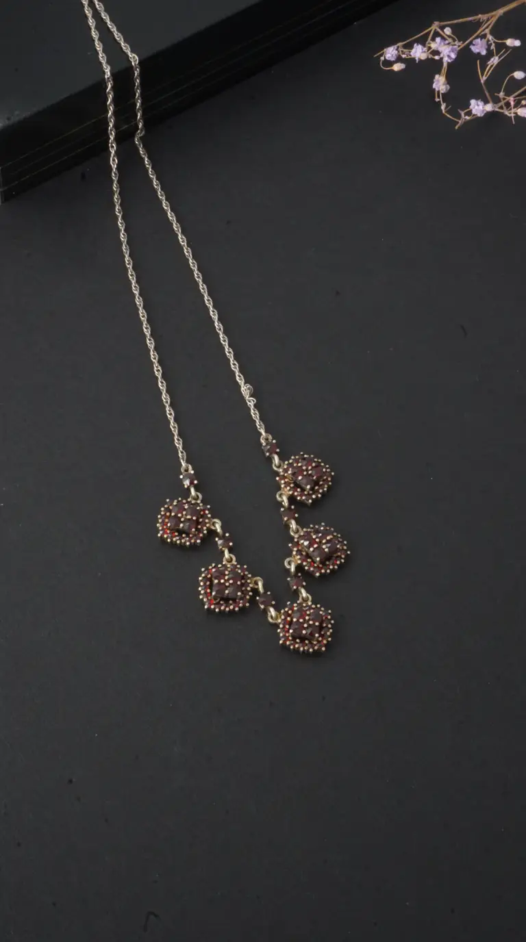 Vintage dark red garnet cluster pendant necklace with silver rope chain