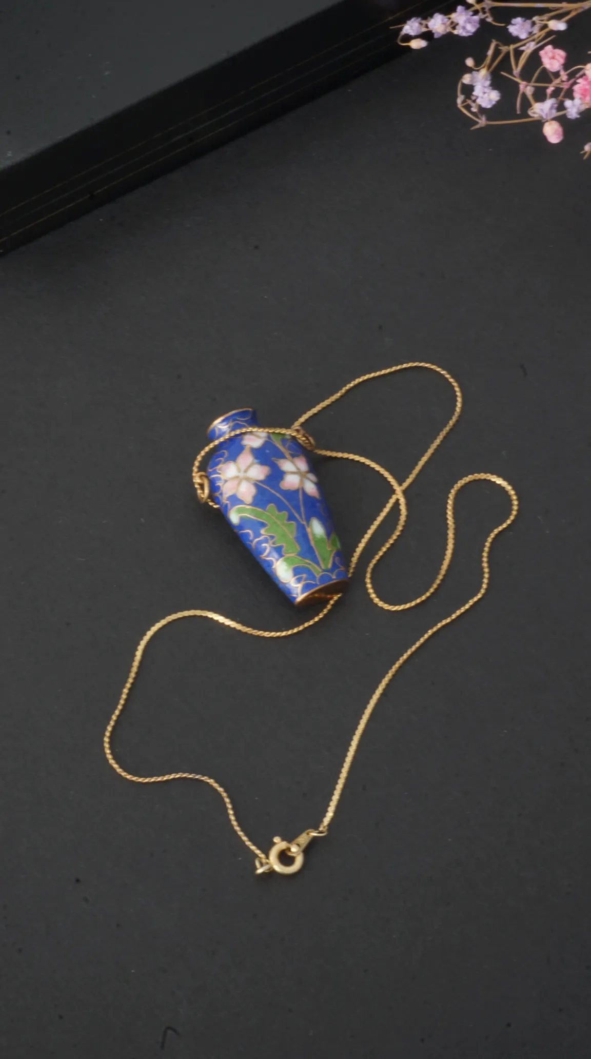 Vintage blue cloisonné enamel floral perfume bottle pendant necklace with gold chain