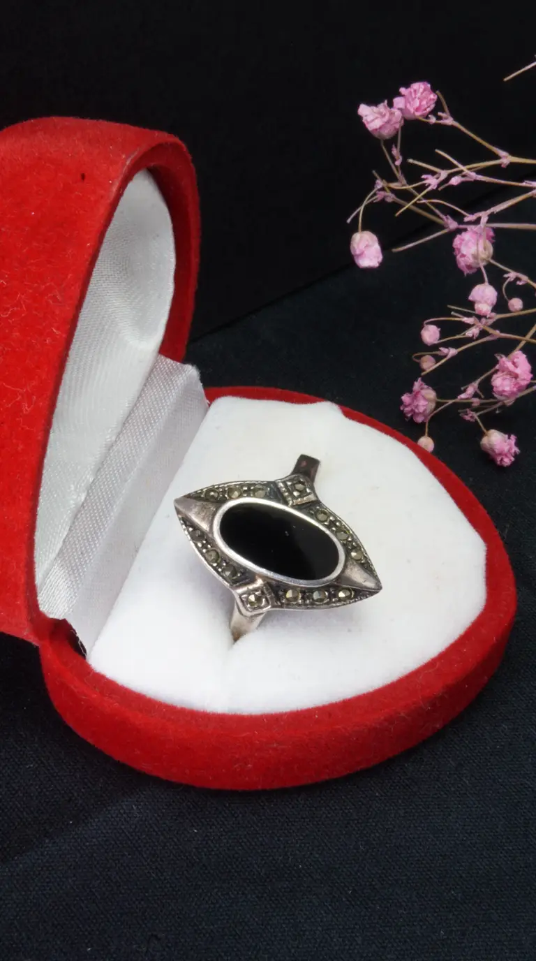 Vintage sterling silver marcasite and black onyx ring in red velvet jewelry box